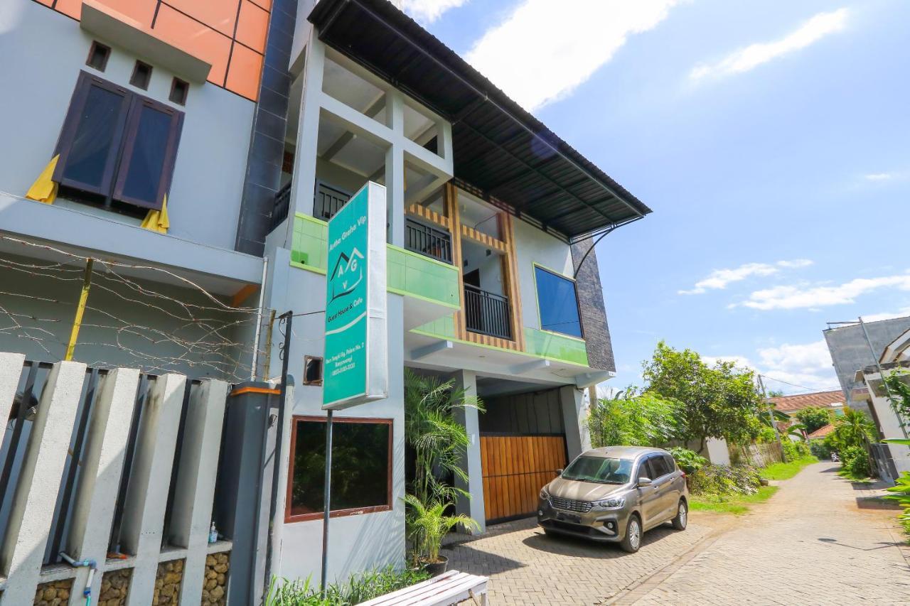 Oyo 2453 Artha Graha Vip Hotel Banyuwangi  Eksteriør billede